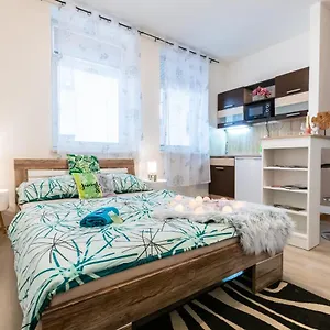 Apartament Apartia Krenova, Brno-center, Brno